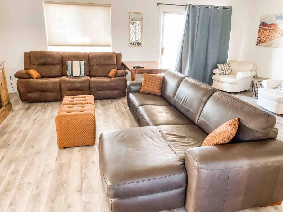 Private View On The Lake Side Of 95! Sleeps 16 Lake Havasu City Εξωτερικό φωτογραφία