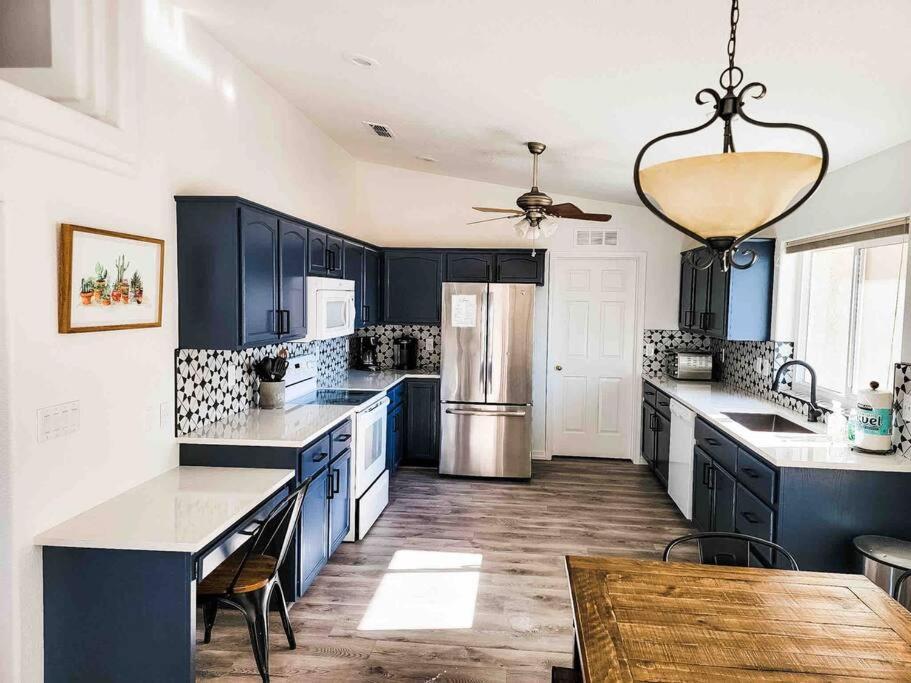 Private View On The Lake Side Of 95! Sleeps 16 Lake Havasu City Εξωτερικό φωτογραφία